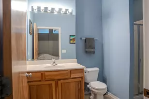 2915 N Clybourn Ave, Chicago, IL 60618 - Photo 12