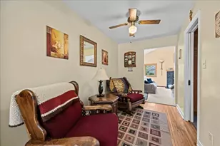 207 S Randall Rd, Aurora, IL 60506 - Photo 8