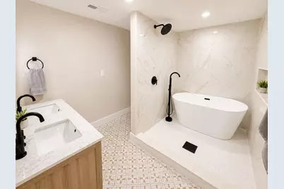 7611 S Ridgeland Avenue, Chicago, IL 60649 - Photo 14