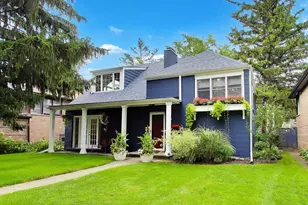 9439 Lincolnwood Dr, Evanston, IL 60203 - Photo 2