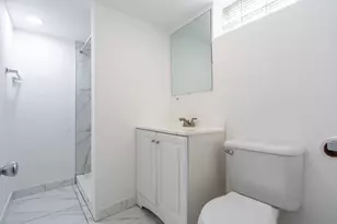 1539 Victoria Ave, North Chicago, IL 60064 - Photo 14