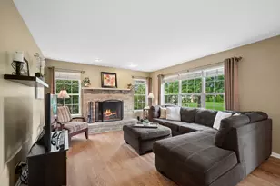 2105 Bent Tree Dr, Geneva, IL 60134 - Photo 6