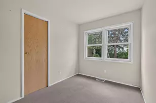 1814 Inner Cir Dr, Crest Hill, IL 60403 - Photo 18