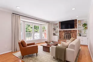1527 Abbotsford Dr, Naperville, IL 60563 - Photo 6