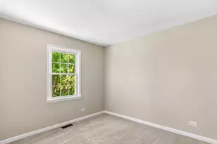 1527 Abbotsford Dr, Naperville, IL 60563 - Photo 10