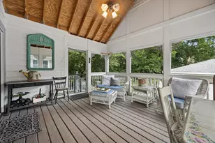681 Western Ave, Glen Ellyn, IL 60137 - Photo 16