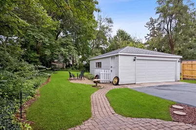 681 Western Avenue, Glen Ellyn, IL 60137 - Photo 28
