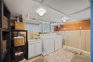 681 Western Ave, Glen Ellyn, IL 60137 - Photo 24