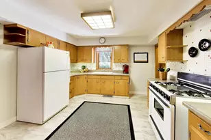 221 Ingleside Ave, Aurora, IL 60506 - Photo 12