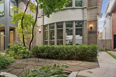 1920 W Potomac Avenue, Chicago, IL 60622 - Photo 2