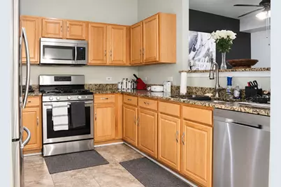 122 Enclave Circle #B, Bolingbrook, IL 60440 - Photo 6