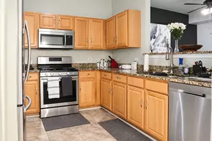 122 Enclave Cir, Bolingbrook, IL 60440 - Photo 6