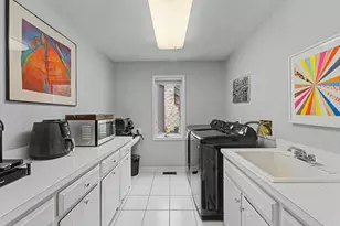 8763 Carlisle Ct, Darien, IL 60561 - Photo 20