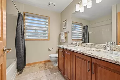 750 Dunham Lane, Bolingbrook, IL 60440 - Photo 18
