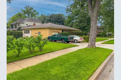 2105 E Kensington Road, Arlington Heights, IL 60004 - Photo 6
