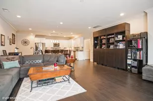 2811 N Bell Ave, Chicago, IL 60618 - Photo 8