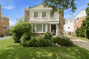 1446 Manchester Ave, Westchester, IL 60154 - Photo 1