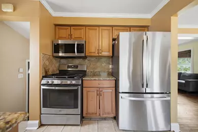 1446 Manchester Avenue, Westchester, IL 60154 - Photo 8
