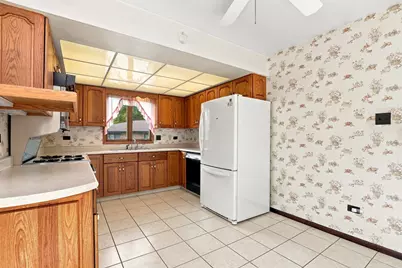 10917 Circle Court, Palos Hills, IL 60465 - Photo 10