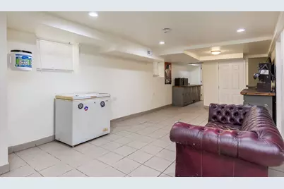 640 W 44th Street, Chicago, IL 60609 - Photo 30