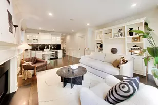2523 N Southport Ave, Chicago, IL 60614 - Photo 2