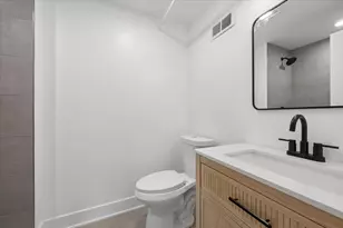 2601 N California Ave, Chicago, IL 60647 - Photo 10