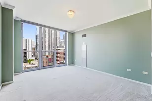 600 N Dearborn St, Chicago, IL 60654 - Photo 14
