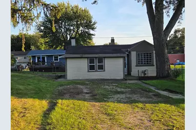 7301 Chippewa Drive, Wonder Lake, IL 60097 - Photo 2
