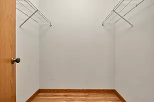 3 4 Season's Ct, Elmhurst, IL 60126 - Photo 18