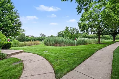 3 4 Seasons Court, Elmhurst, IL 60126 - Photo 24
