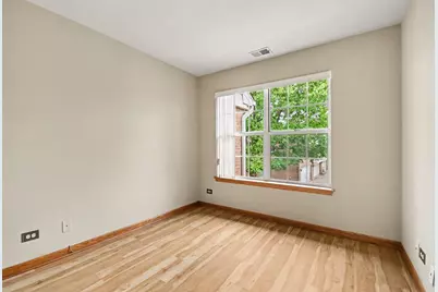 3 4 Seasons Court, Elmhurst, IL 60126 - Photo 22
