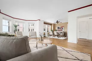 5555 N Sheridan Rd, Chicago, IL 60640 - Photo 2