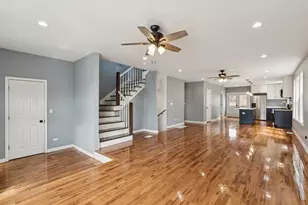 9935 S Winston Ave, Chicago, IL 60643 - Photo 4