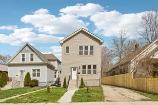 9935 S Winston Ave, Chicago, IL 60643 - Photo 1