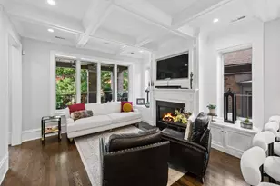 1909 N Bissell St, Chicago, IL 60614 - Photo 2