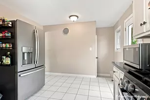 534 Whitney Ave, Winthrop Harbor, IL 60096 - Photo 10