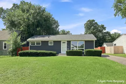 534 Whitney Avenue, Winthrop Harbor, IL 60096 - Photo 2