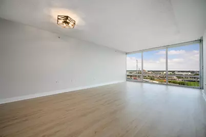 9715 Woods Drive #1209, Skokie, IL 60077 - Photo 6