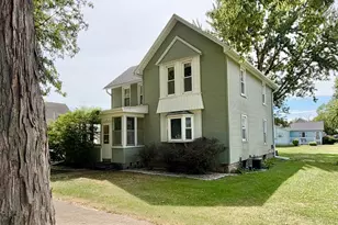 54 Lafayette St, Saunemin, IL 61769 - Photo 2