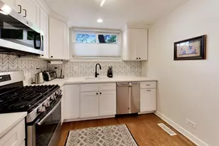 701 S Carpenter St, Chicago, IL 60607 - Photo 16