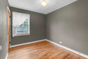 9932 S Maplewood Ave, Chicago, IL 60655 - Photo 16
