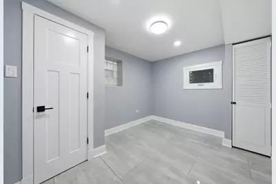 7545 S Rhodes Avenue, Chicago, IL 60619 - Photo 16