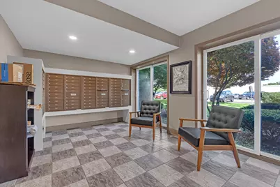 2900 Maple Avenue #19E, Downers Grove, IL 60515 - Photo 16