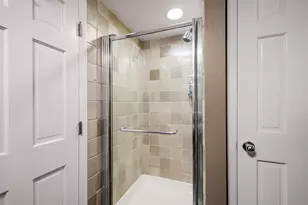 4421 N Beacon St, Chicago, IL 60640 - Photo 30