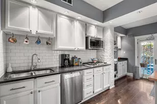 4421 N Beacon St, Chicago, IL 60640 - Photo 16