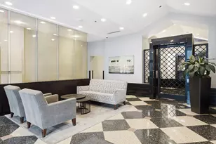 111 W Maple St, Chicago, IL 60610 - Photo 4