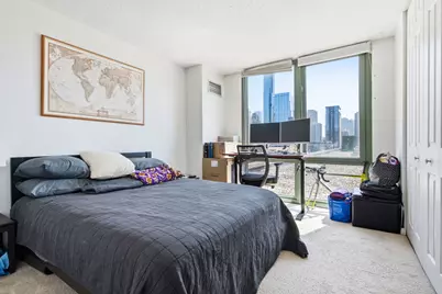 111 W Maple Street #802, Chicago, IL 60610 - Photo 16