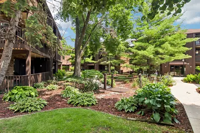 9555 Southwest Highway #1S, Oak Lawn, IL 60453 - Photo 24