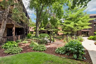 9555 SW Hwy, Oak Lawn, IL 60453 - Photo 24