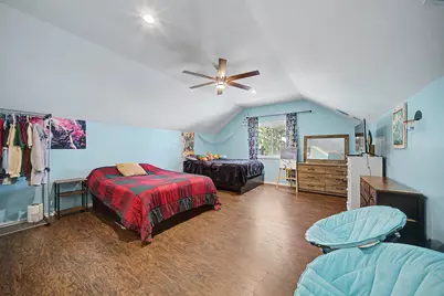 8043 Salisbury Avenue, Lyons, IL 60534 - Photo 12